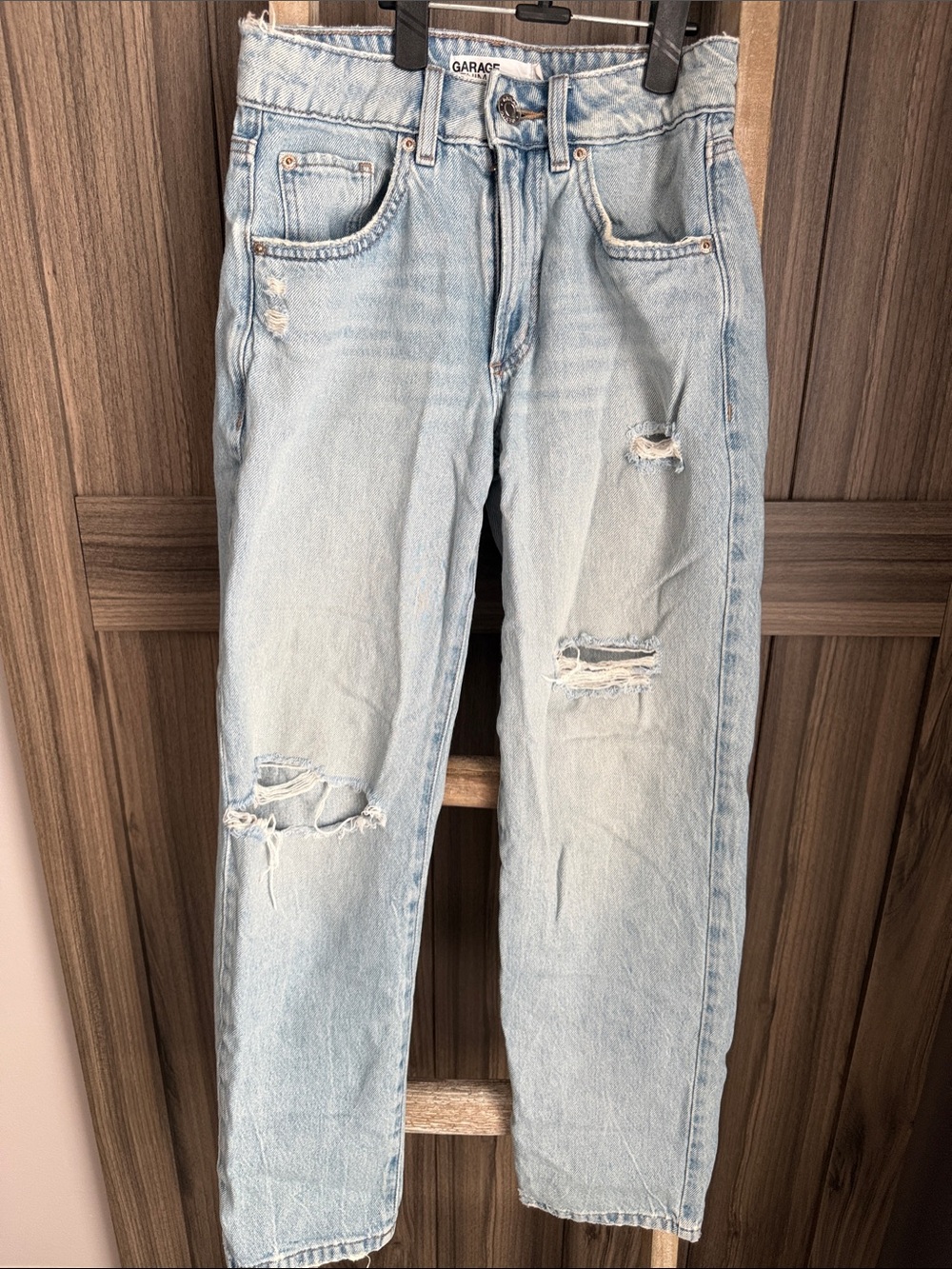 Garage Brand- Light Blue jeans Distressed Droit Vintage- straight